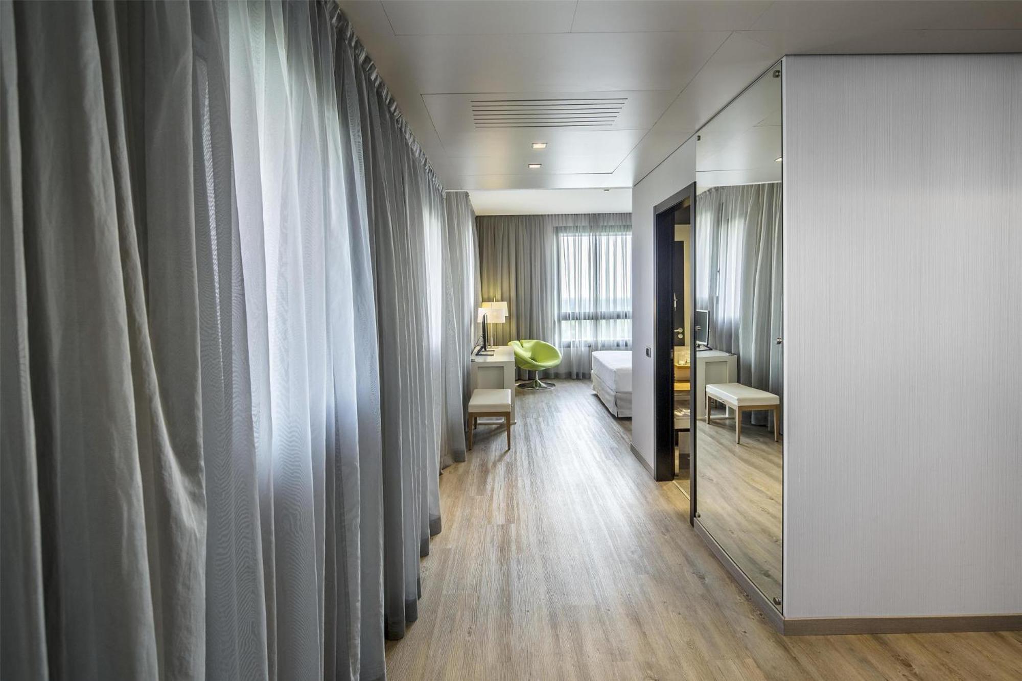 Nh Milano Fiera 4*