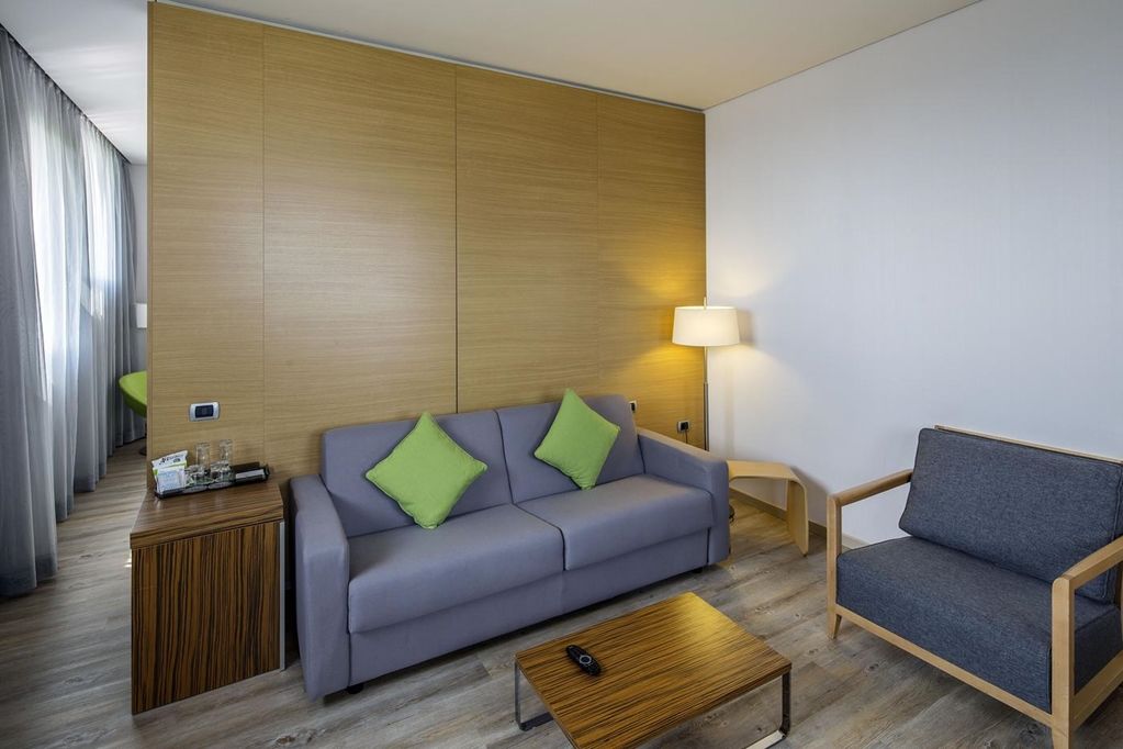 Nh Milano Fiera 4*