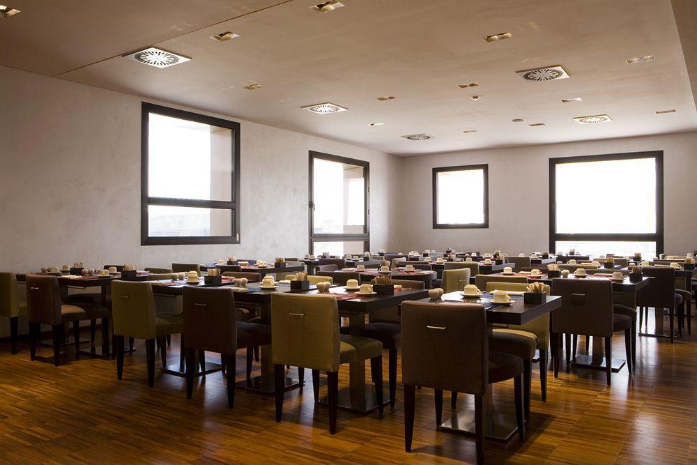 Hotel Nh Milano Fiera 4*